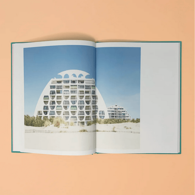 Matthieu Venot — La cité d'angles